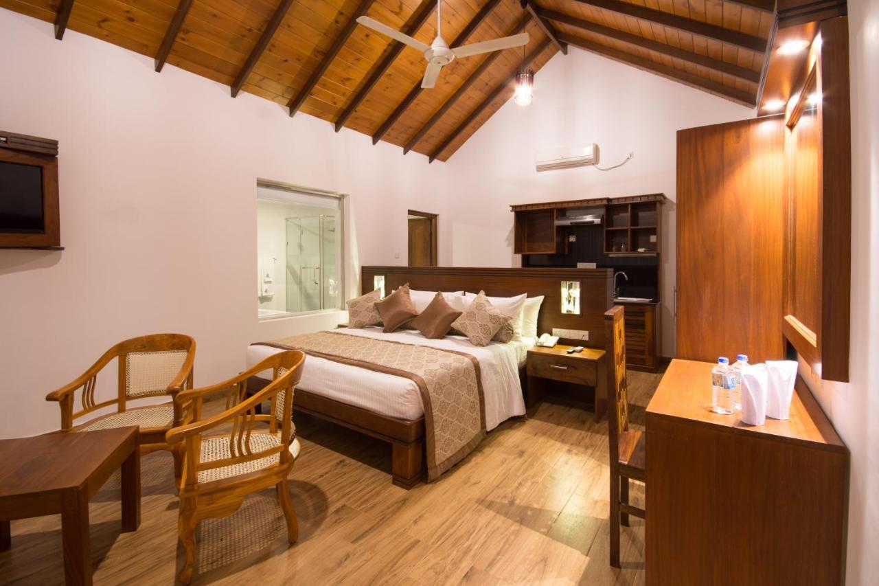 Okwin Resort Kandy Esterno foto
