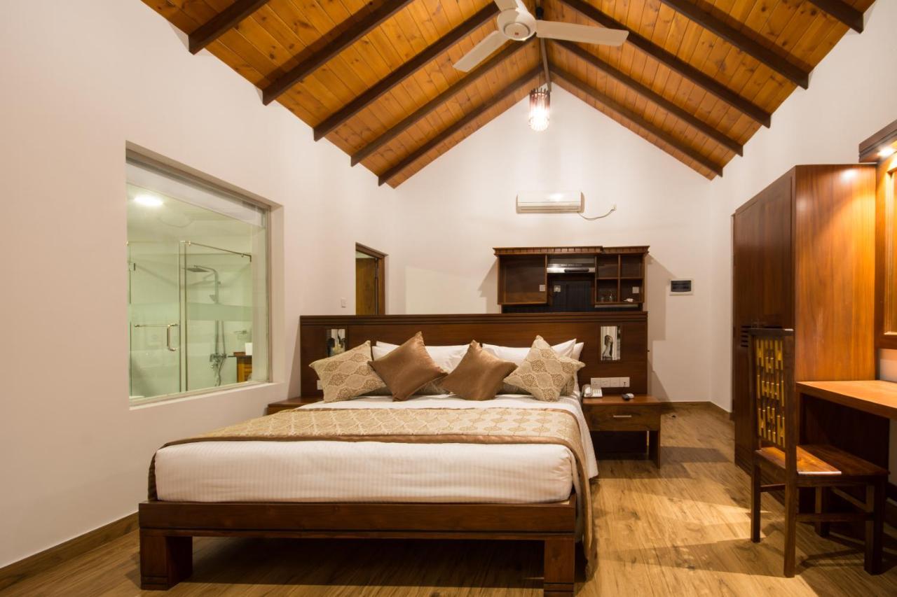 Okwin Resort Kandy Esterno foto