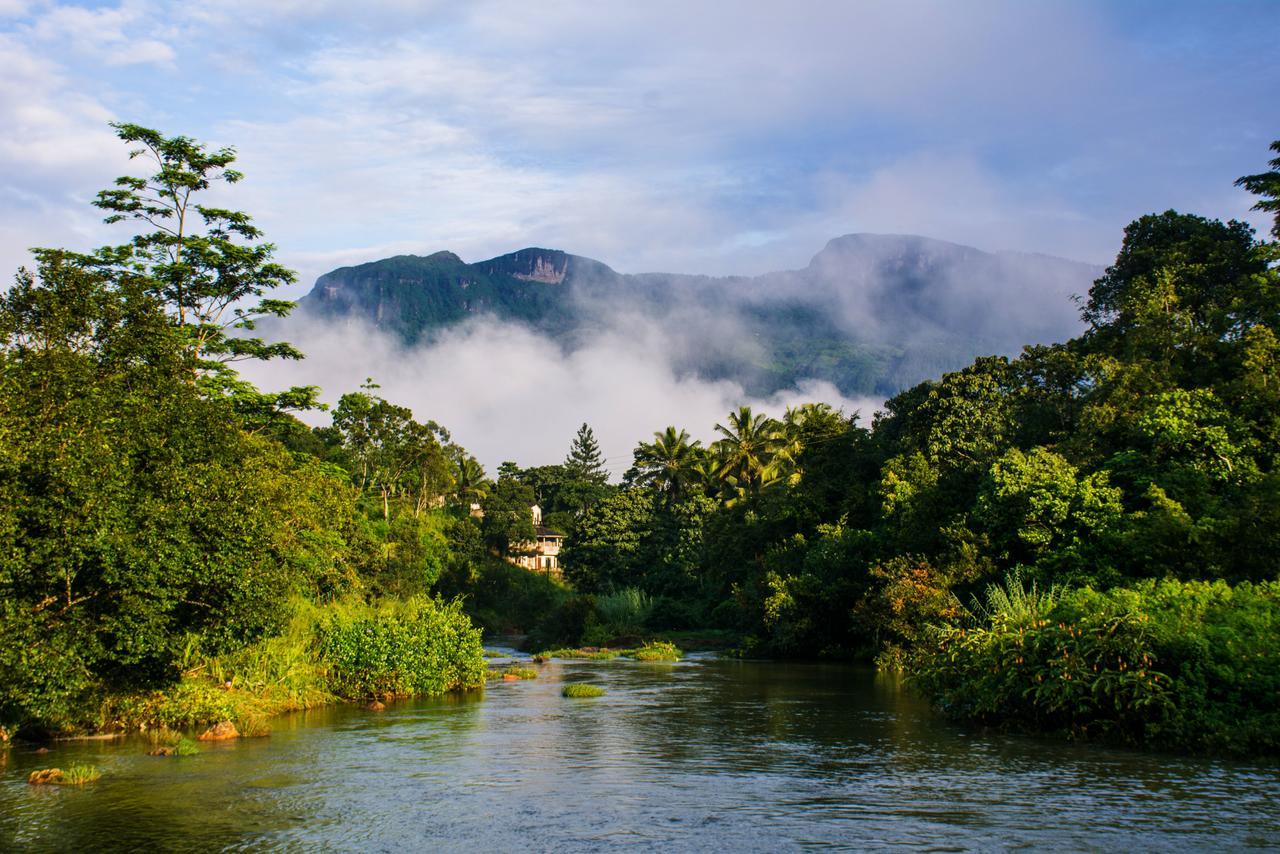 Okwin Resort Kandy Esterno foto